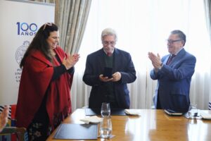Reconocimiento al Ing. Peralta