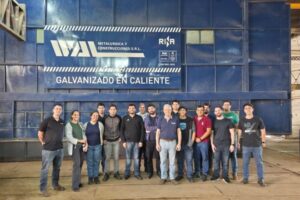 Estudiantes de las carreras de Ingeniería Mecánica e Ingeniería Electromecánica de la FIUNA realizaron una visita técnica a «Wal Metalúrgica y Construcciones SRL y a Galvamax S.A.»