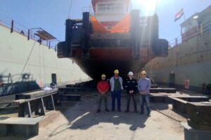 Estudiantes de las carreras de Ingeniería Electromecánica e Ingeniería Mecánica de la FIUNA realizaron una visita técnica al «Astillero Chaco»