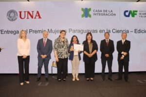 Investigadora de la FIUNA fue reconocida con el Premio Mujeres Paraguayas en la Ciencia 2025