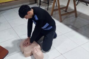 Práctica de Primeros Auxilios | Formación en Seguridad y Respuesta ante Emergencias
