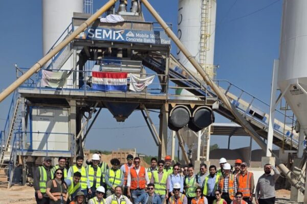 Estudiantes de Ingeniería Civil visitaron la histórica obra de la Ruta PY05