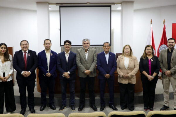 Innovación y talento joven: Se inauguró oficialmente el FIUNA TECH y la feria FIUNA Emprende 2026