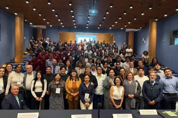 Docente de la FIUNA participa en el I Congreso Internacional del Consorcio Universitario para la Gestión Sostenible de Residuos